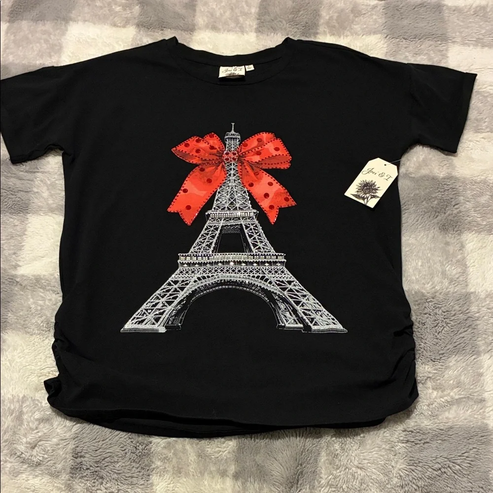 Black Eiffel Tower Woman’s T-Shirt - Picture 1 of 8